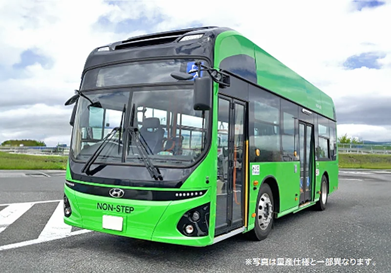 Electric bus promoting zero-emission transportation as part of EV commercial vehicle adoption